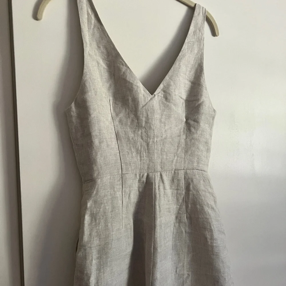 Reformation Vera Jumpsuit Linen Cream Beige V Neck Button Front Wide Leg Size 0